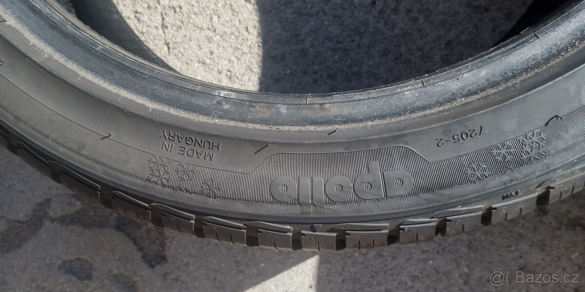 2×Gumy 205/45 r17 M+S Apollo. - 3