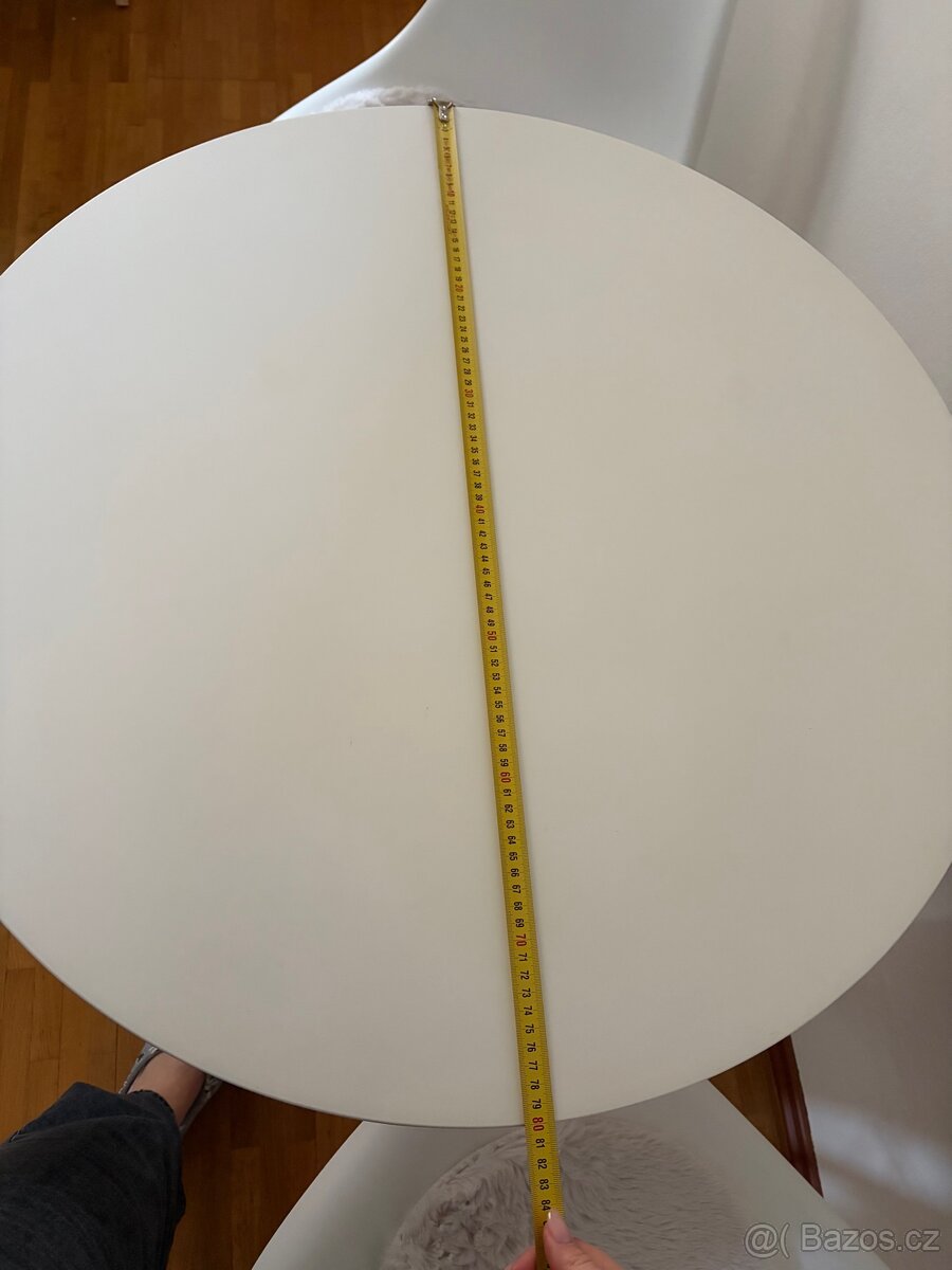 Kuchyňský stůl s židlemi - 3