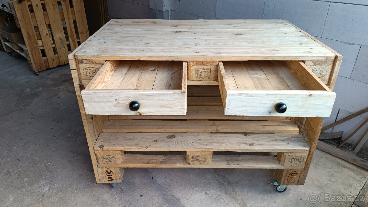 Stůl z palet - 3
