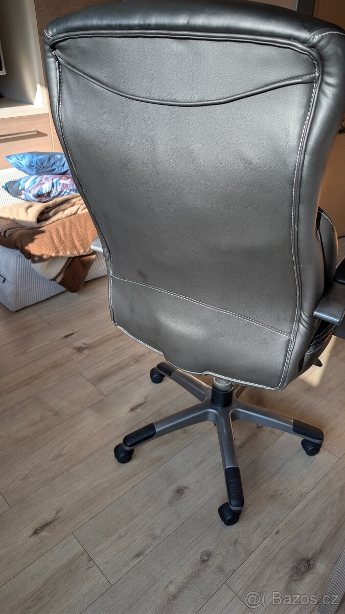 Křeslo na kolečkách - 3