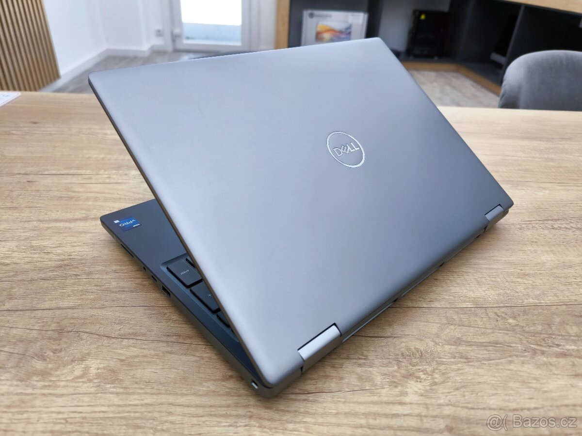 Dell Precision 7670 Workstation / i7 / 32GB DDR5 / RTX 16GB - 3