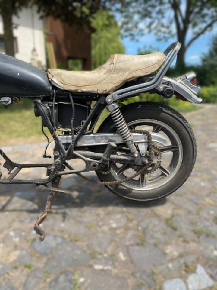 Yamaha XS 400 SE - 3