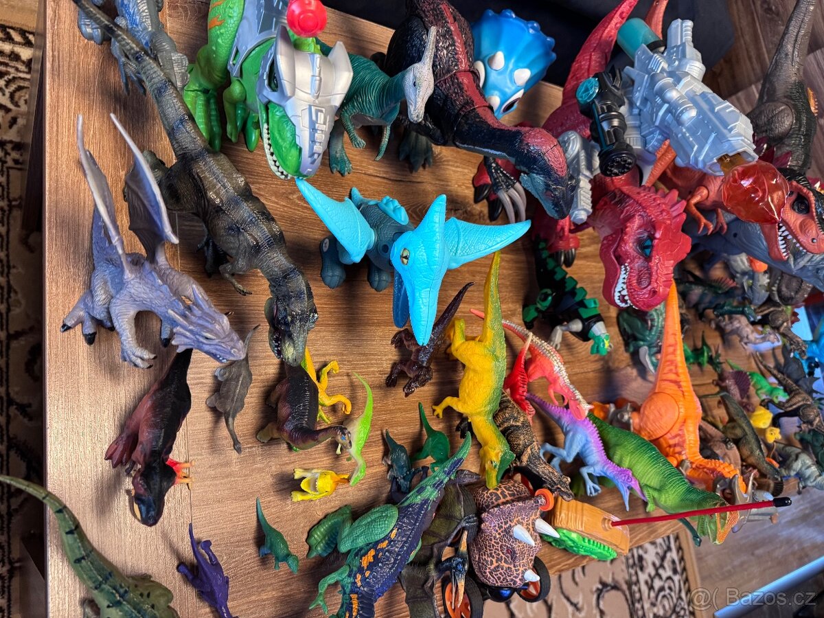 Soubor Dinosaurů - 3