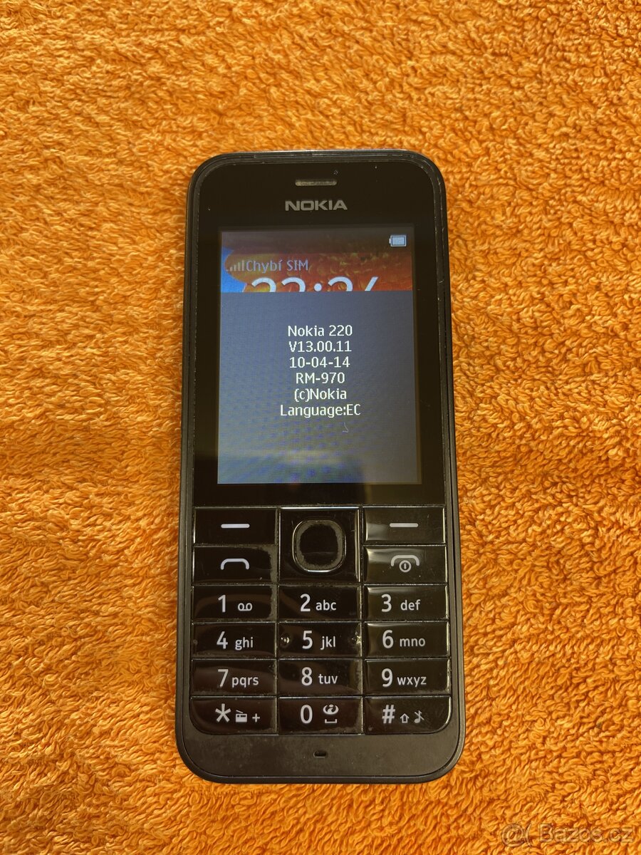 Nokia 220 v pěkném stavu, plně funkční - 3