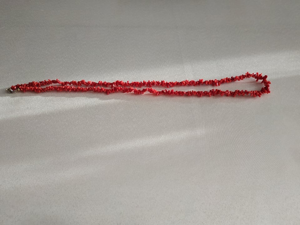 Prodám náhrdelník z červených korálů - 3