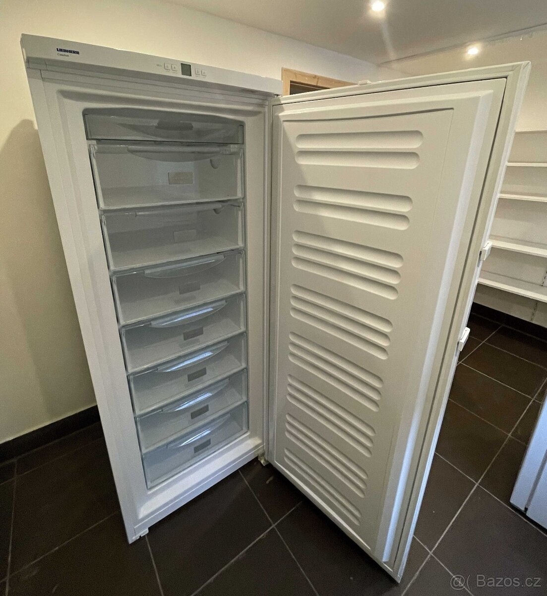 Šuplíkový mrazák Liebherr GP 3513, objem 350 l, A+++ - 3