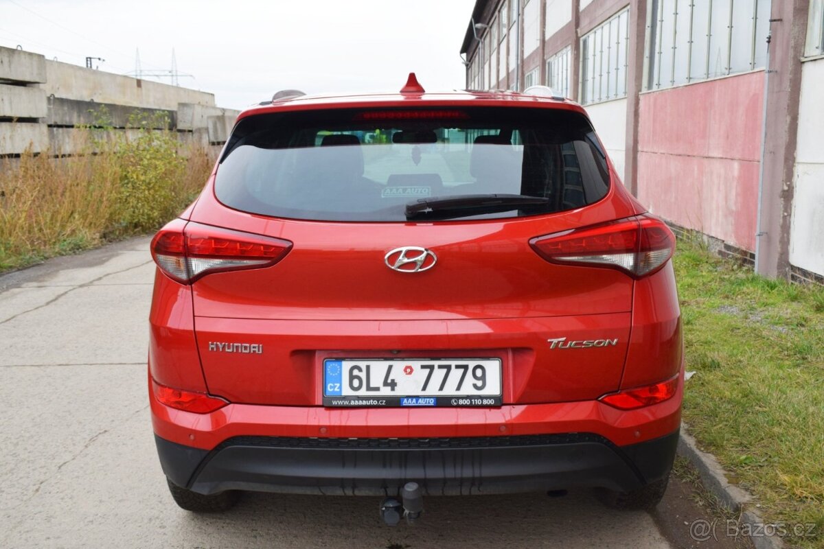 Hyundai Tucson 1.6 GDi/NAVI/KAMERA/MANUÁL/AC/ - 3