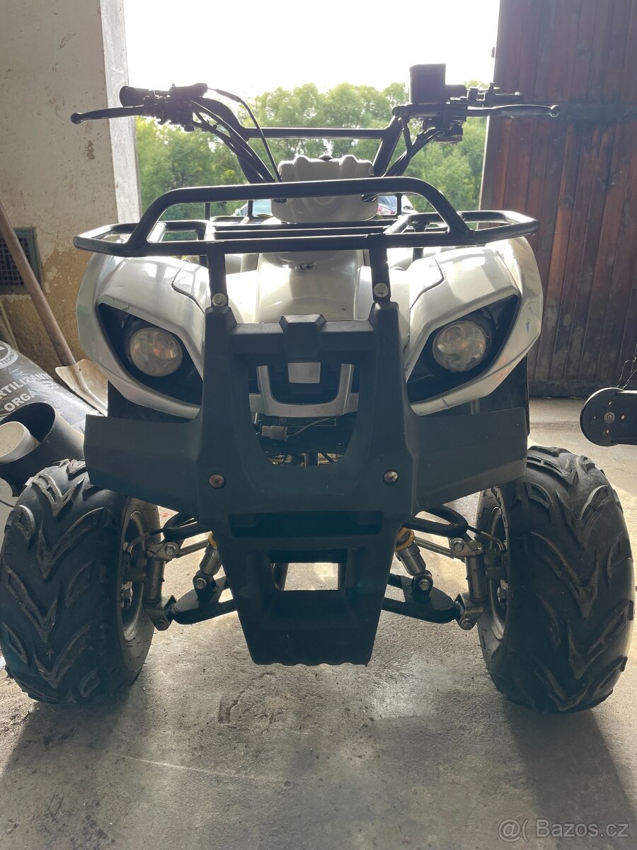 Prodáme dětskou motorovou čtyřkolku - 3