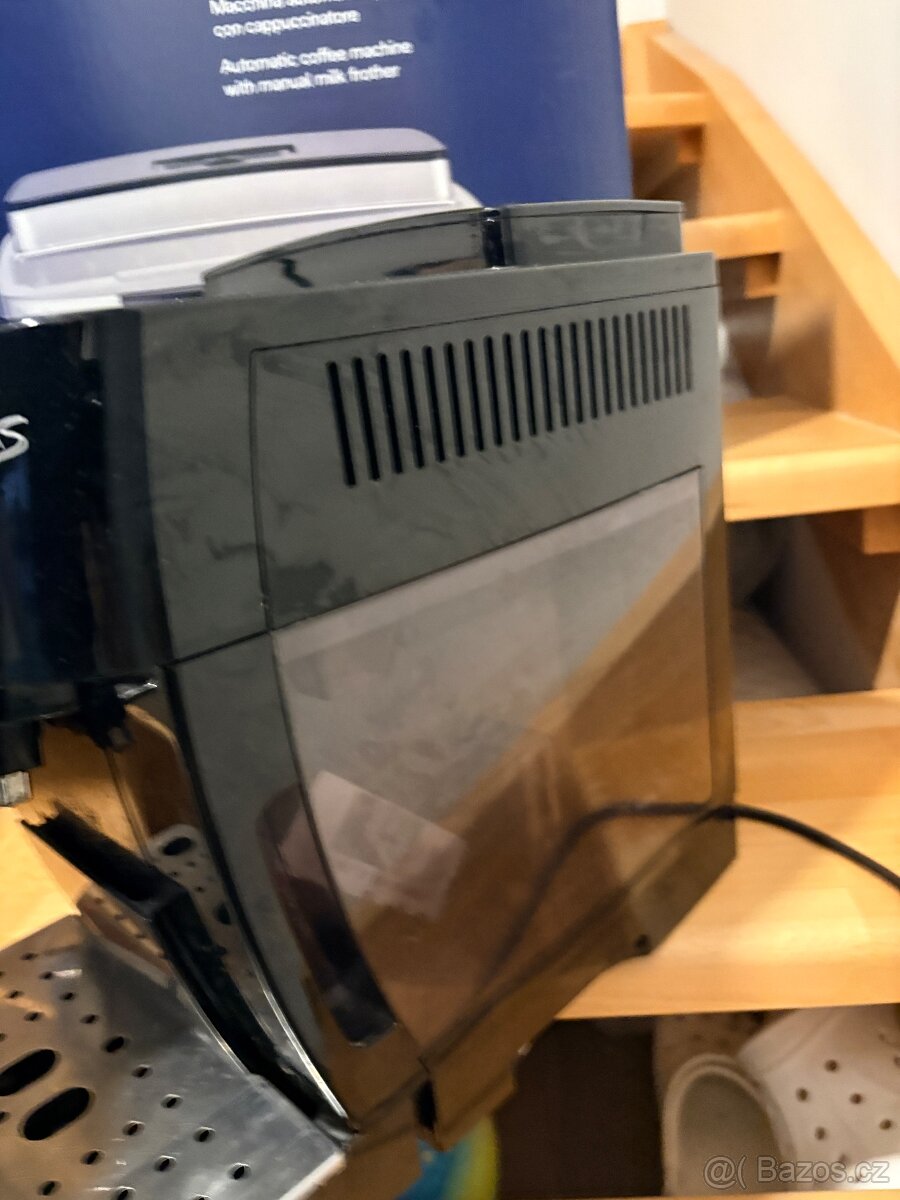 Kávovar DeLonghi Magnifica S 20.110 B - 3