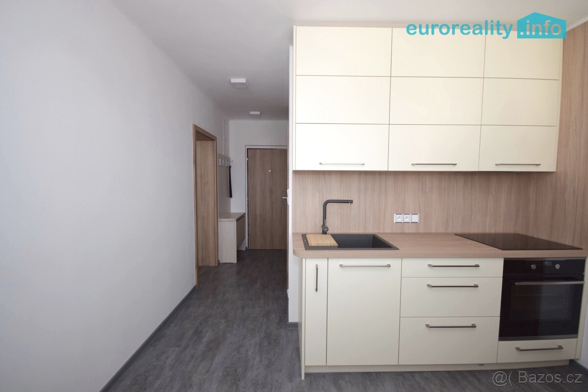 Prodej, byt 2+1, Strakonice, ul. Sokolovská - 3