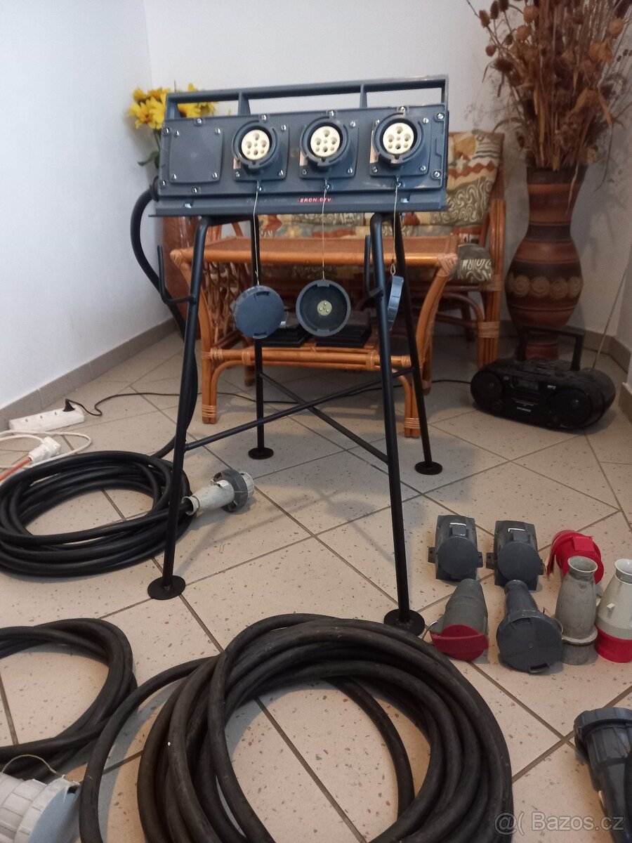 Rozvaděč 6x380V-32A TOP - 3