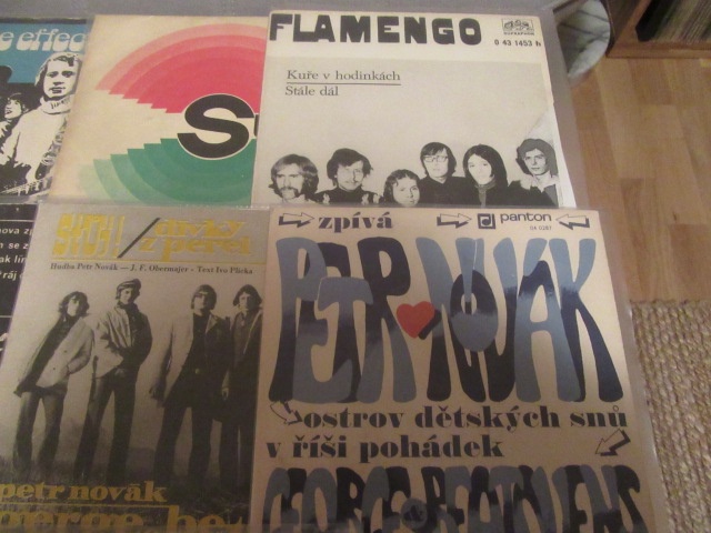 17 SP/EP desek čs. rock - 3