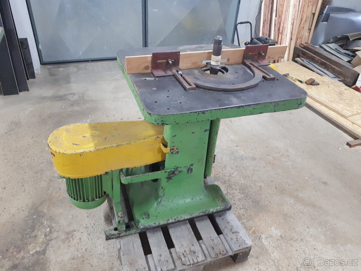 Spodní fréza - litinová - 3