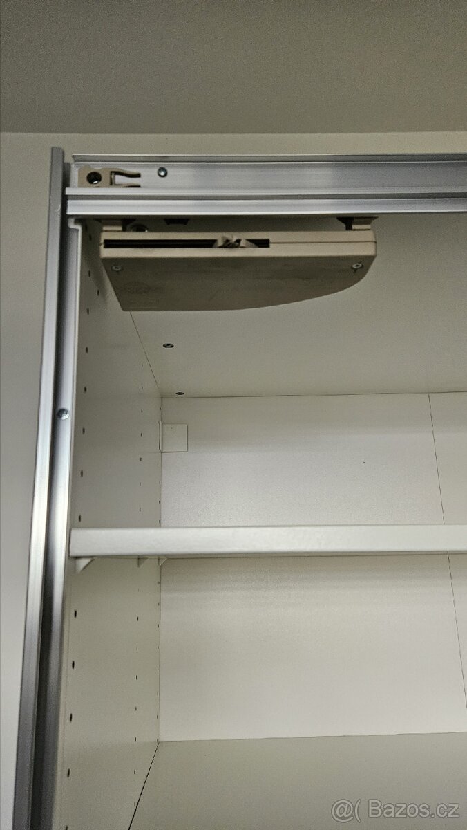 Skříň ikea 2x2m jako nová - 3