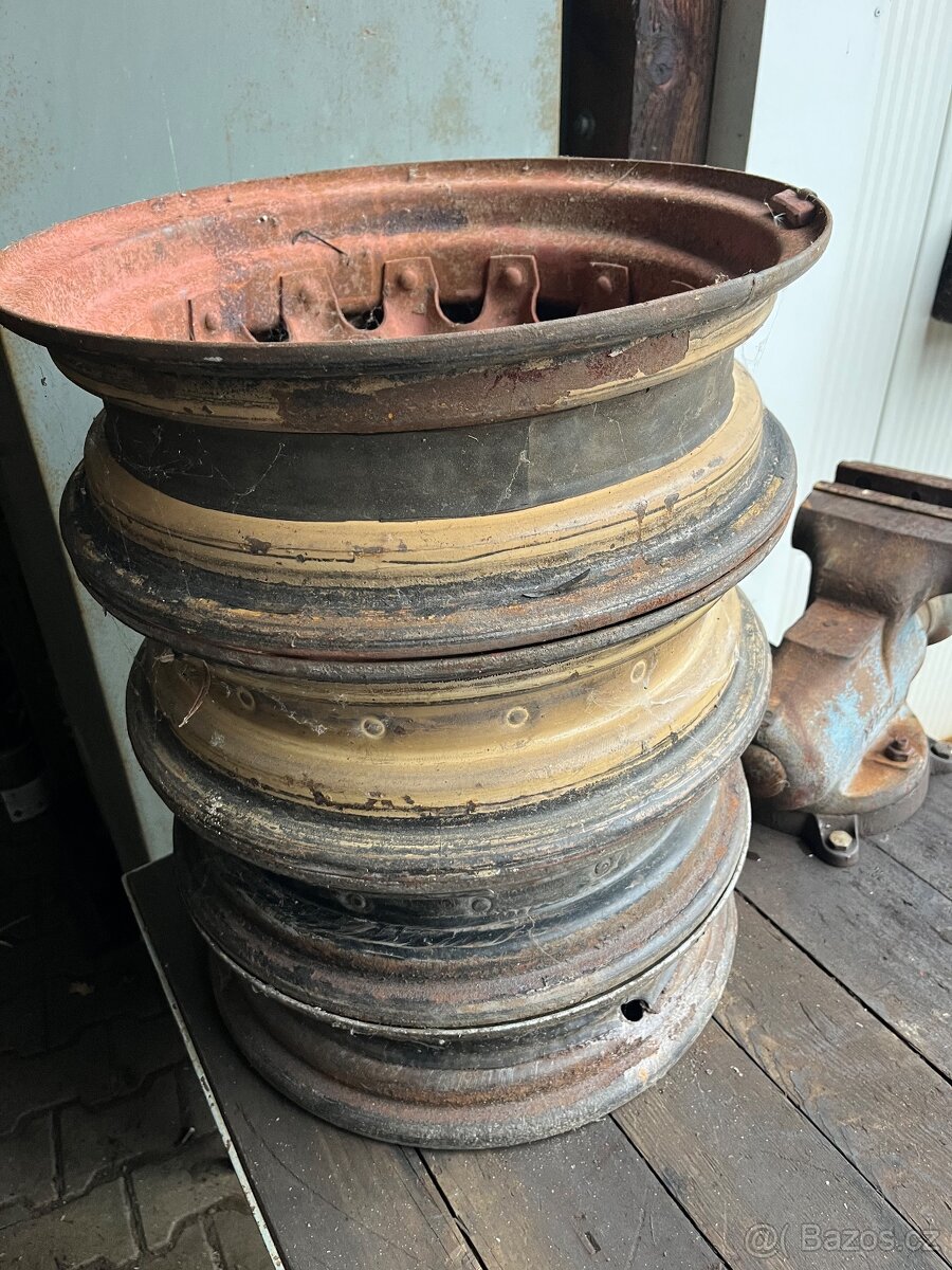 Prodám 4x disky kopretiny 4,00x15 - 3