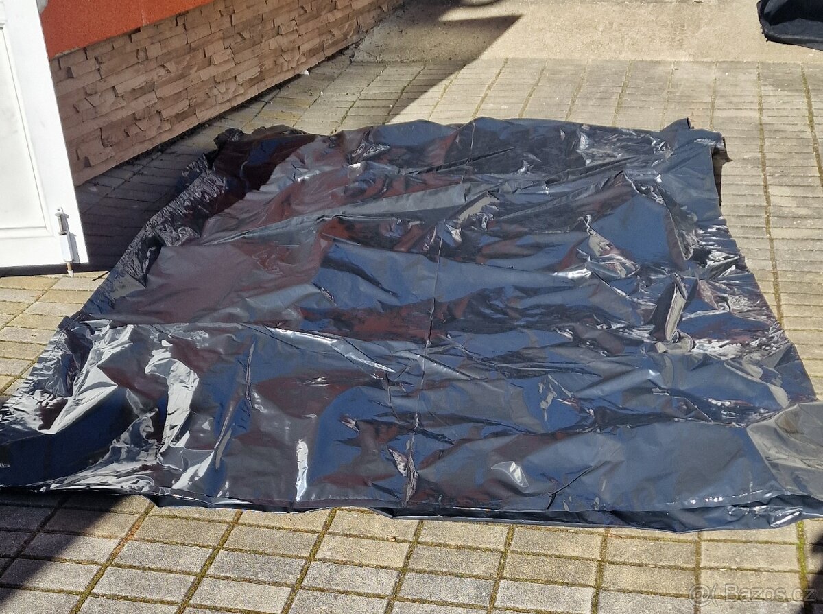 PE kryt černý 1340+26302400mm - 3