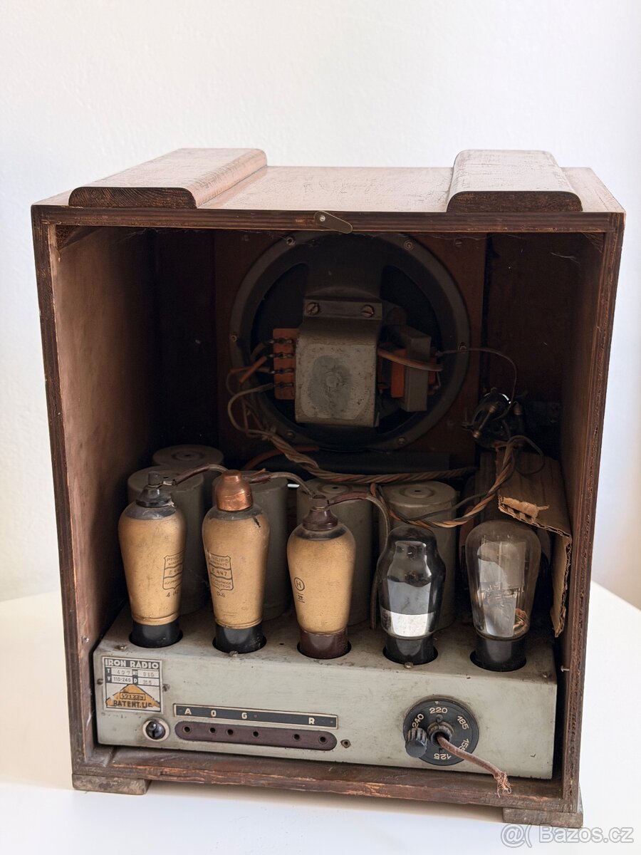 Retro rádio Iron 407 - 3