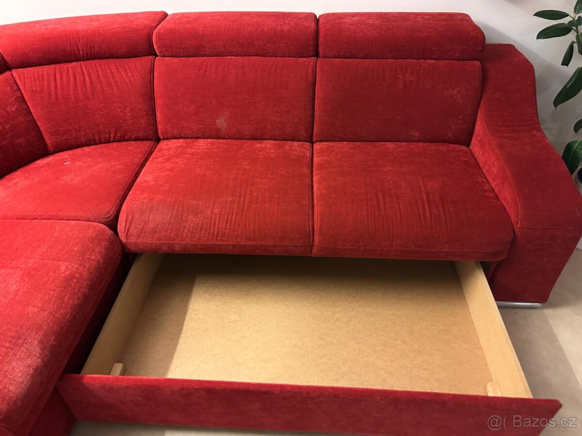 Velká rohová rozkládací sedačka pro 5 lidí + úložný prostor - 3