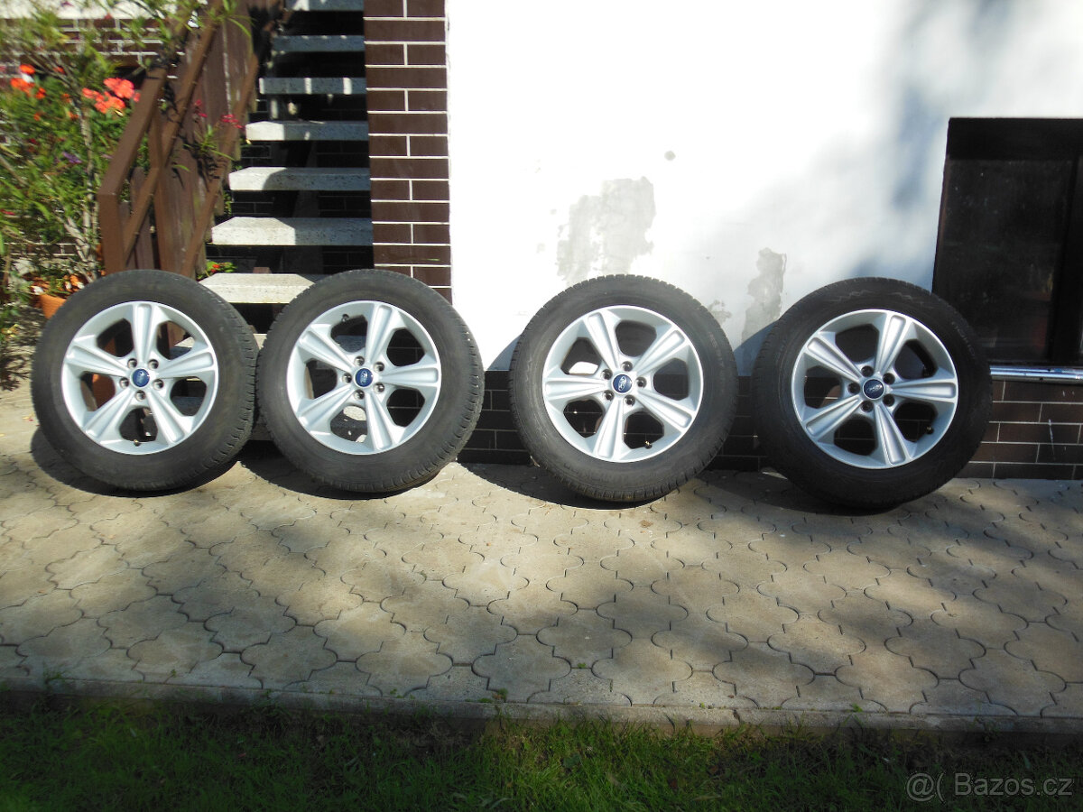 Kuga Originální zimní sada Alu kol 17" 235/55R17 - 3