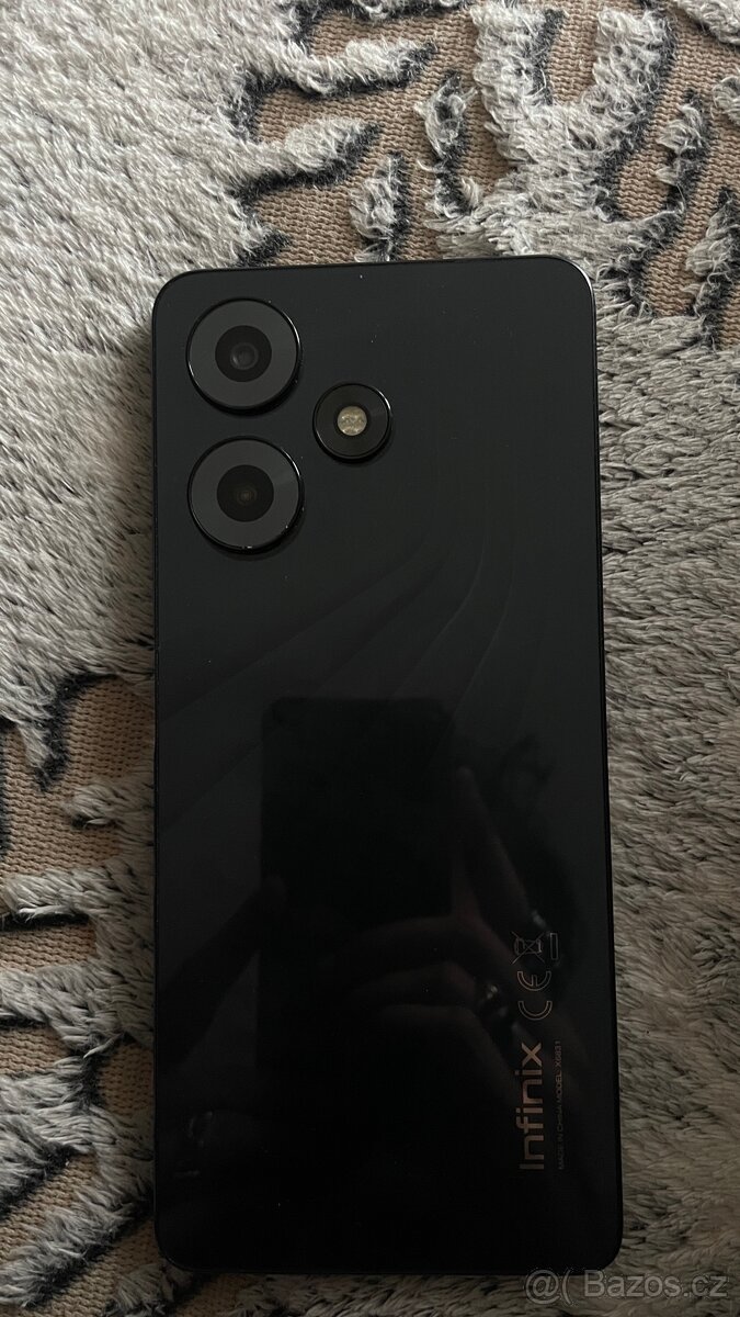 Mobilní telefon INFINIX HOT 30 8/256 GB - 3