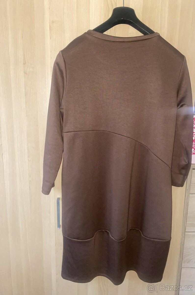 Italské nové máslenkové šaty vel. 46 a více - 3