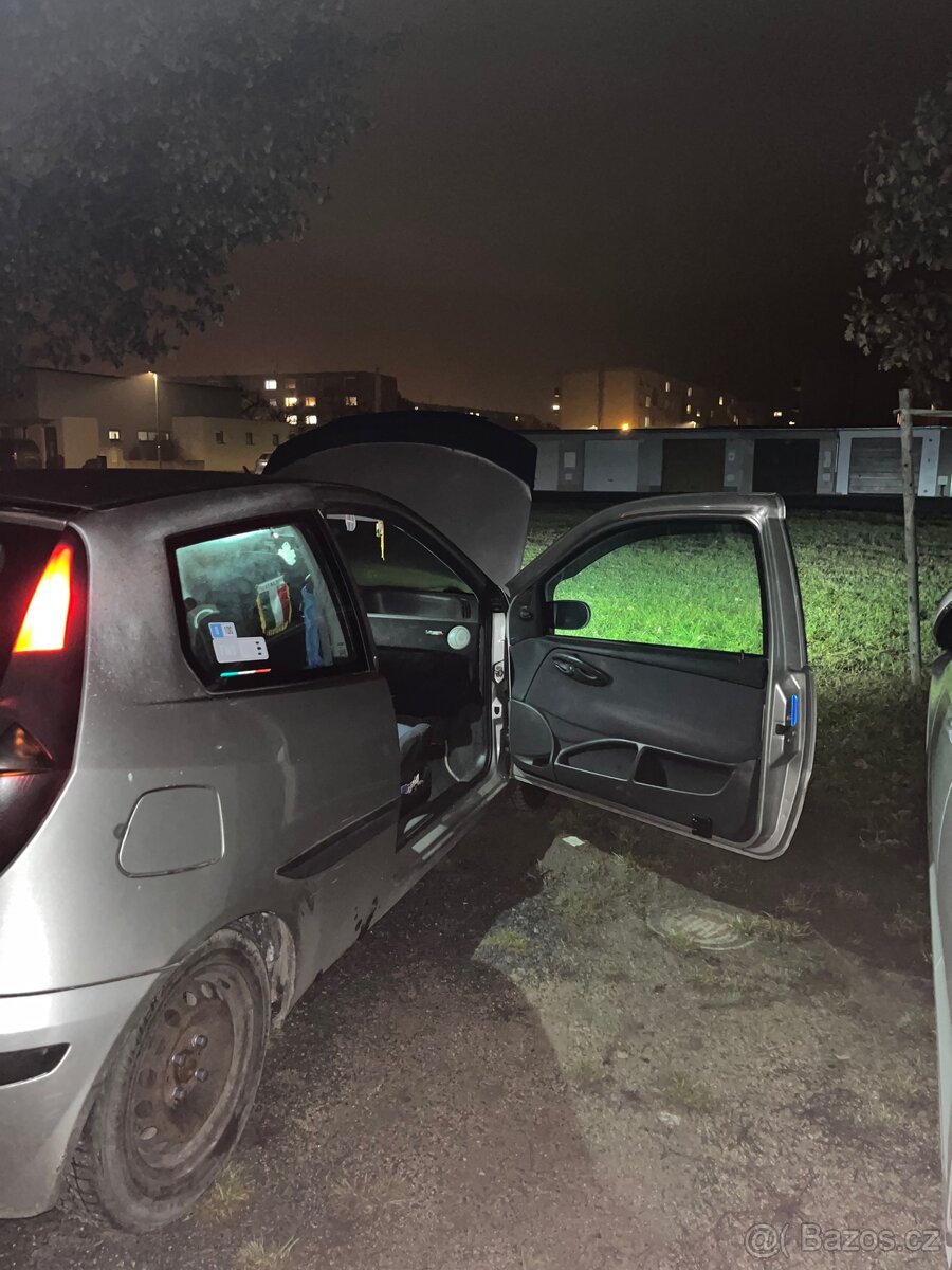 Fiat Punto II soubor nahradnich dilu - 3