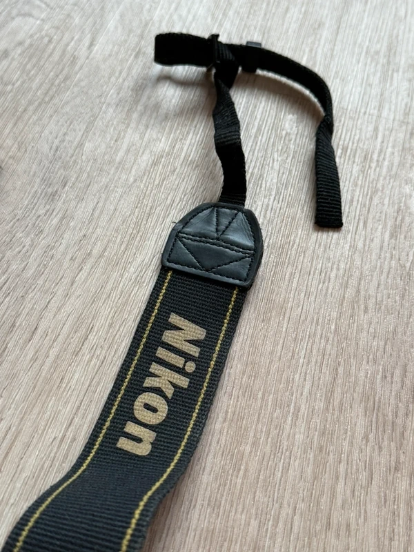 Popruh na foťák Nikon - 3