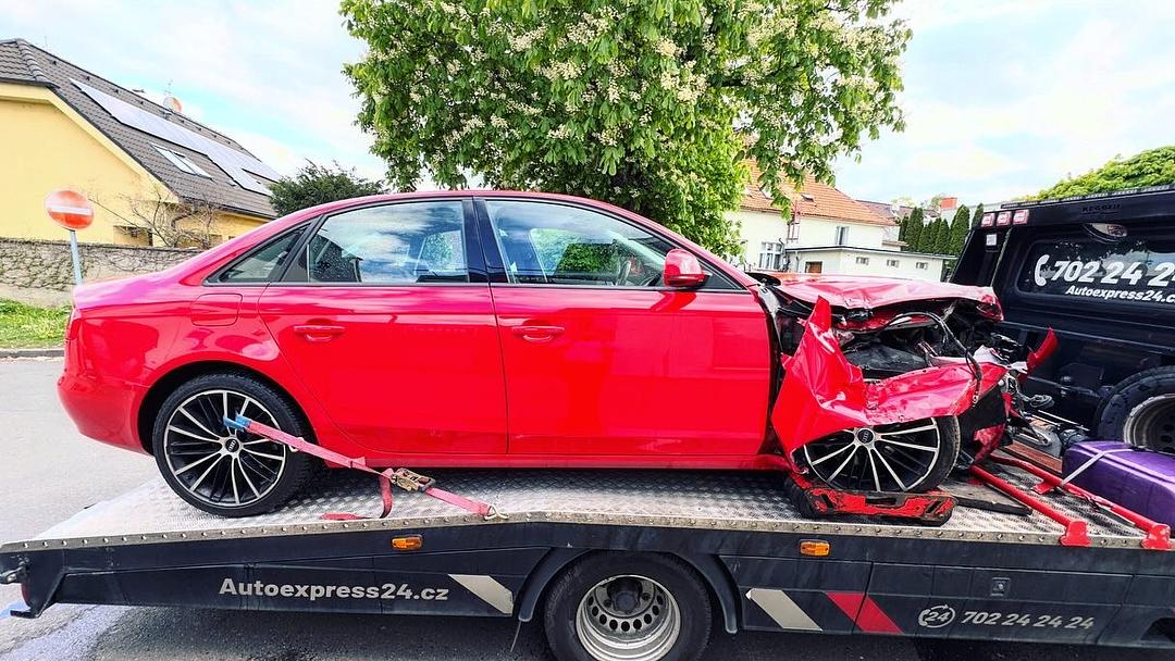 Veškeré náhradní díly Audi A4 B8 8K sedan 2009 CDHB KSN LY3J - 3