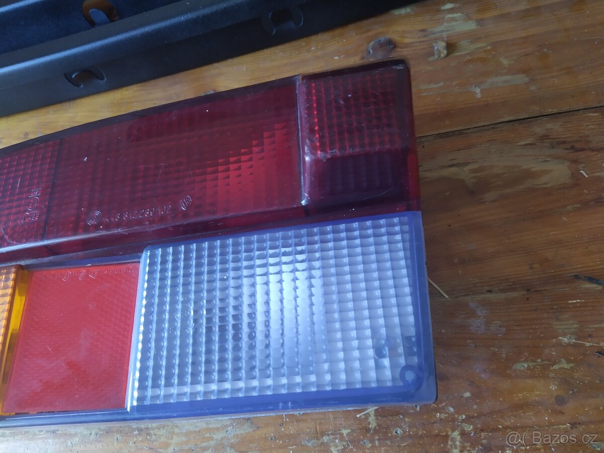 Zadní světlo Škoda 120 - 3