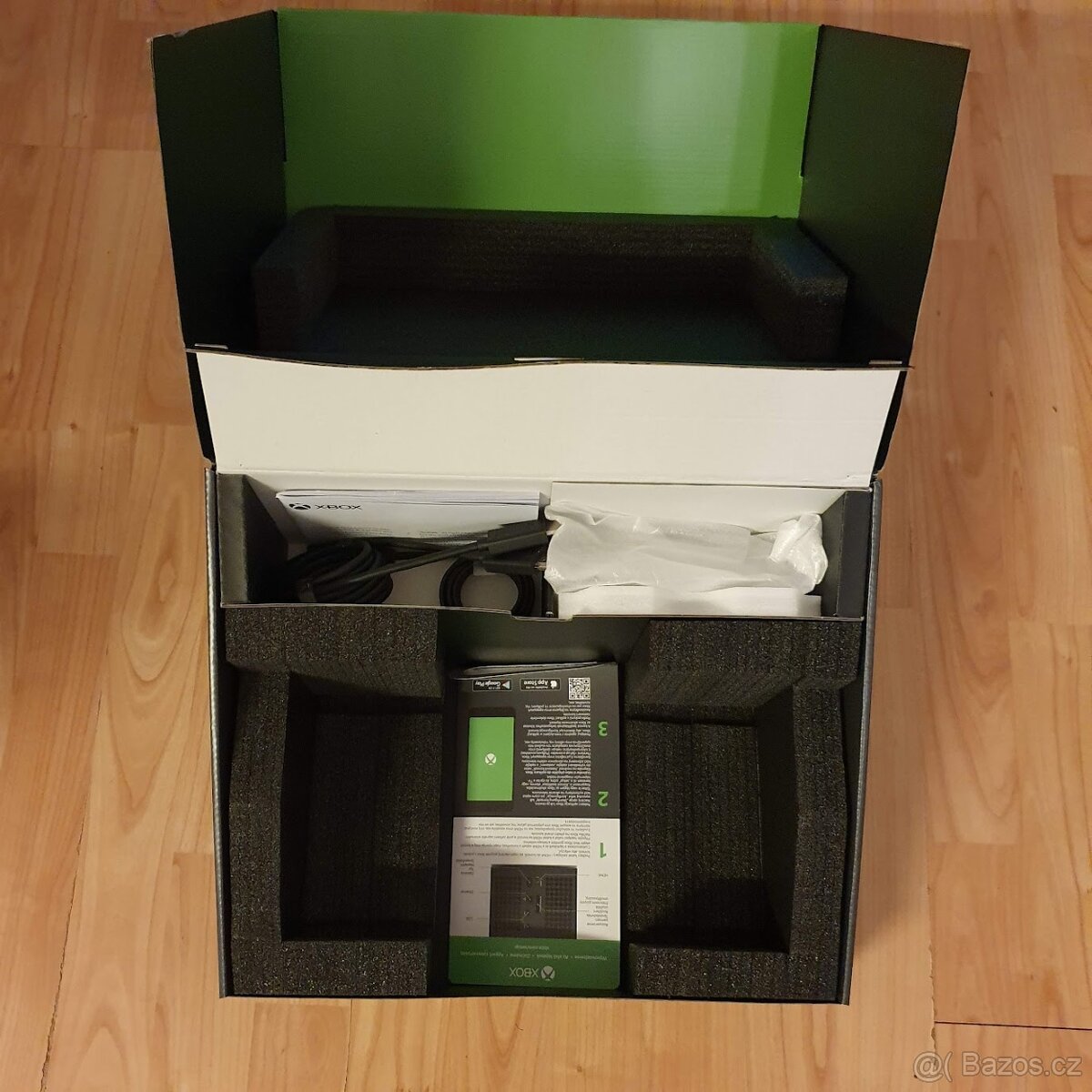 Xbox Series X - TOP stav + originál balení, ovladače a hry - 3