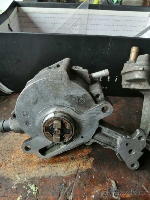 VW Škoda Seat Audi vwT4 vakuová pumpa - 3