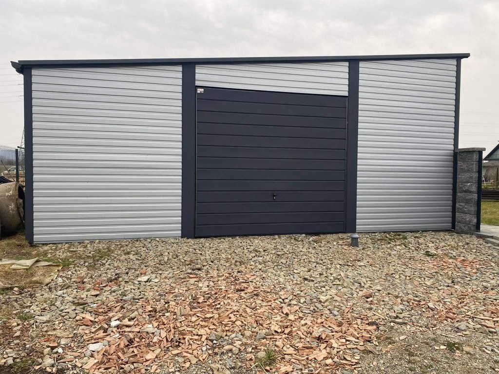 Plechová garáž 7x7 Přístřešek pro auto - 3