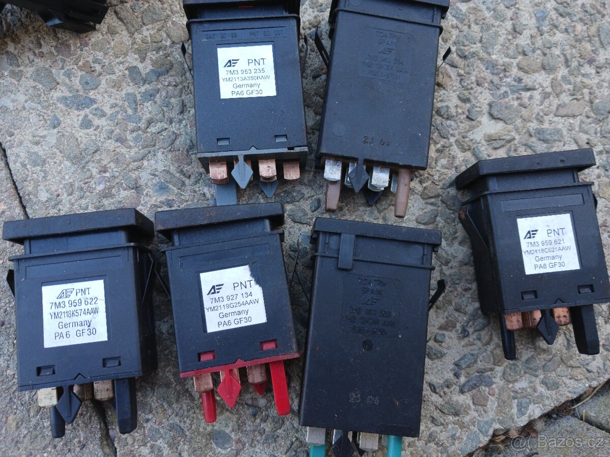 Různé spínače, přepínače, atd. koncern Sharan - 3