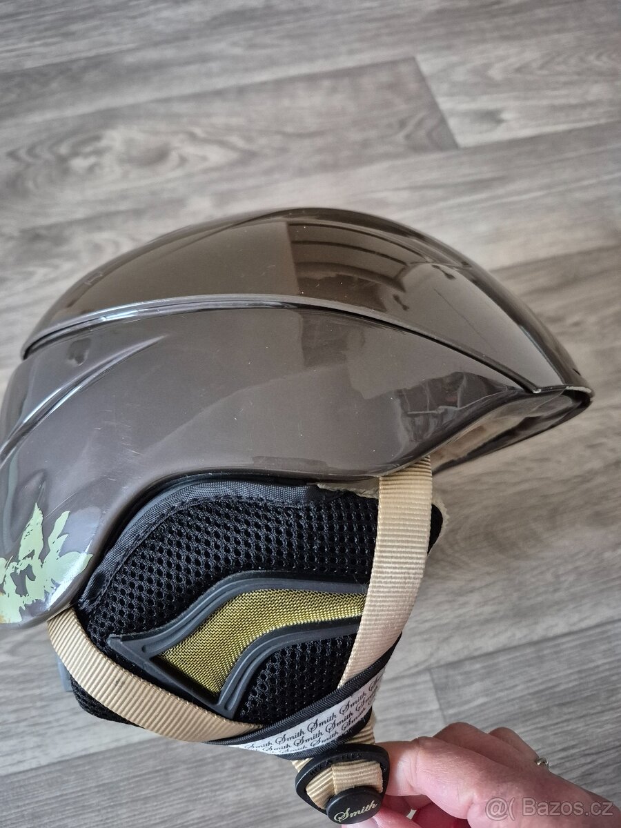 Lyzarska prilba Smith - 3