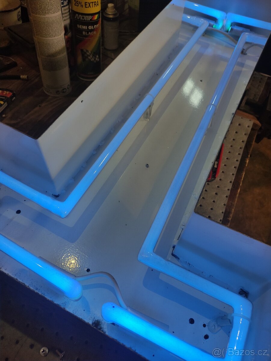 Neonové písmena - 3