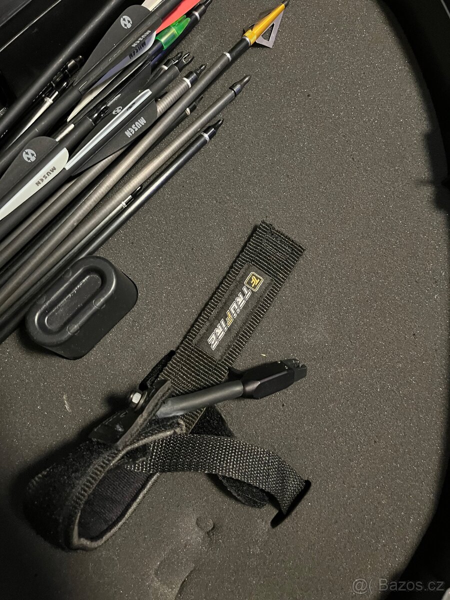 Kladkový luk Bear - 3