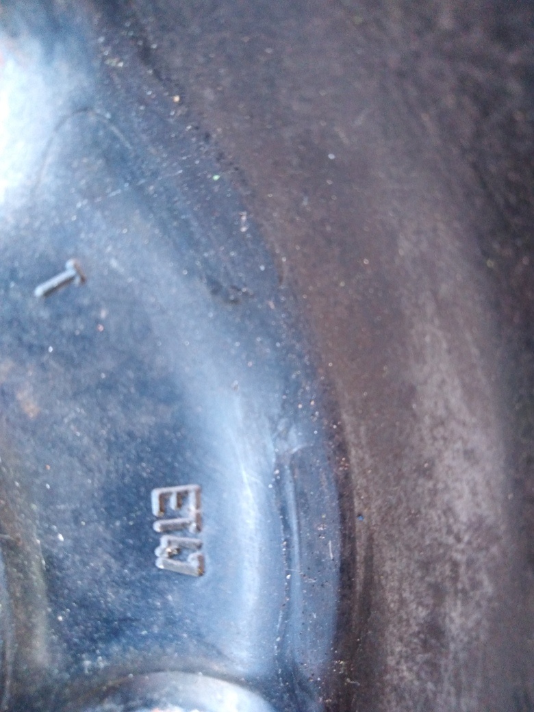 sada kol 15" Octavia 2. (Golf5, Touran) ET47 - 3