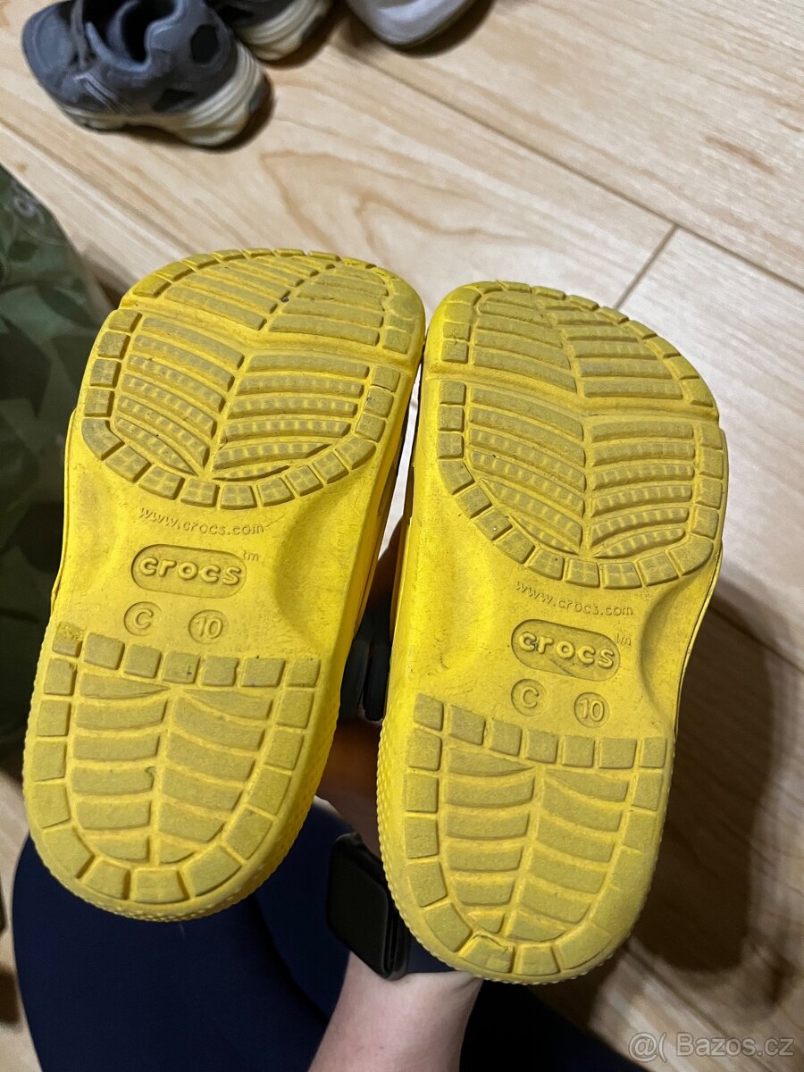 Crocs 10 - 3