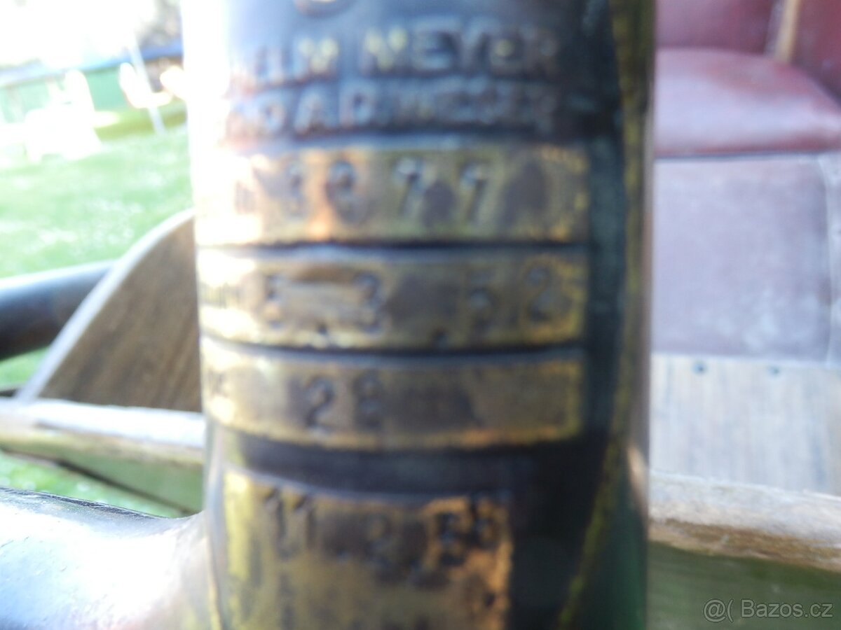 Stará invalidní tříkolka č. 2 - 3