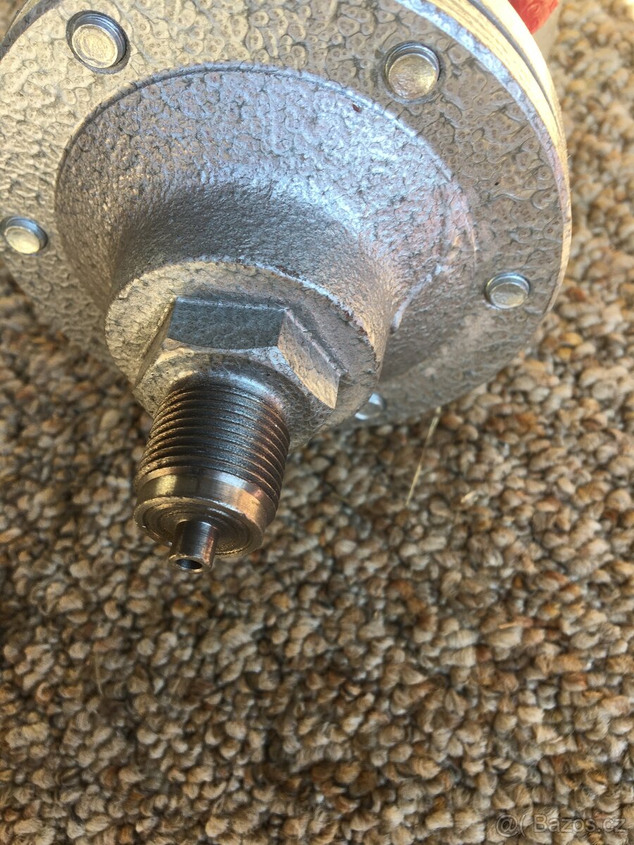 Manometr 0-250 kPa - 3