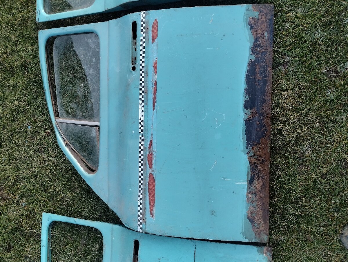 Dveře na Škoda 1202 - 3