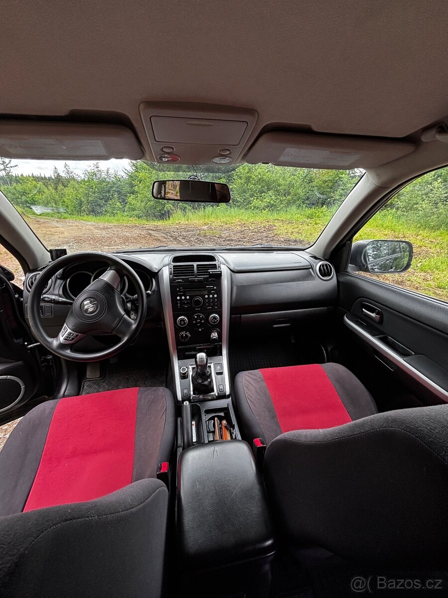 Suzuki Grand Vitara - 3