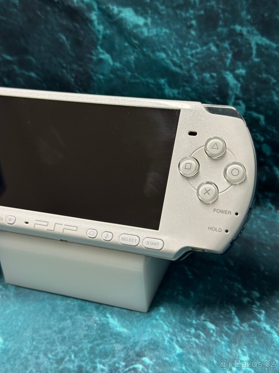 PSP 3000 perleť - 3