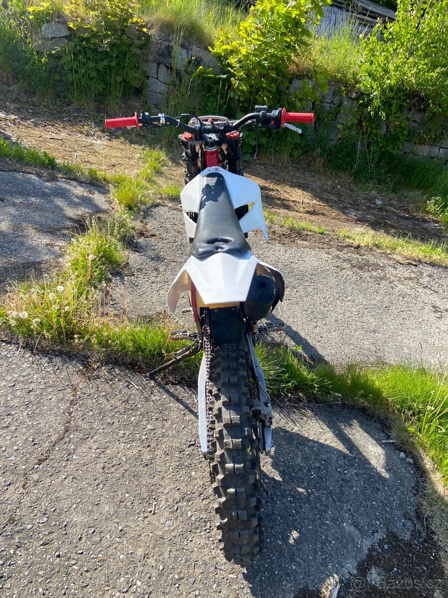 Ajp 240 pr4