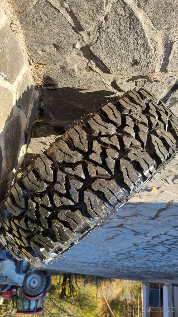 Litá kola s offroad pneu 215/65 R16
