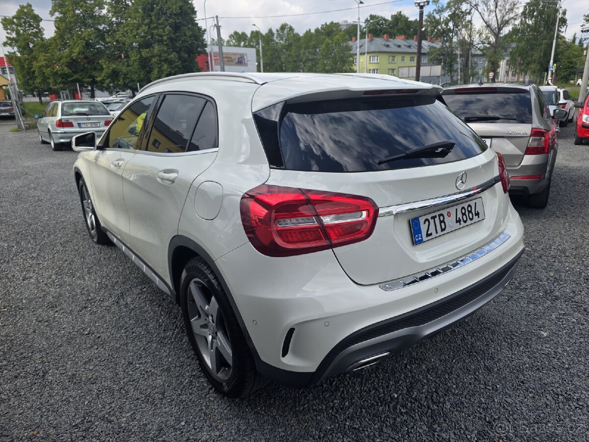 Mercedes-Benz GLA 220CDI 4-MATIC AMG-Paket - 3