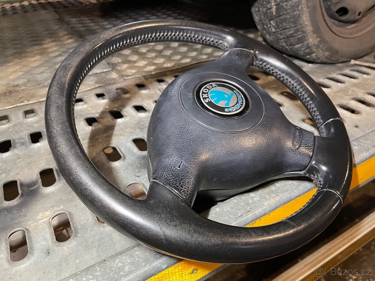 Prodám volant Škoda - 3
