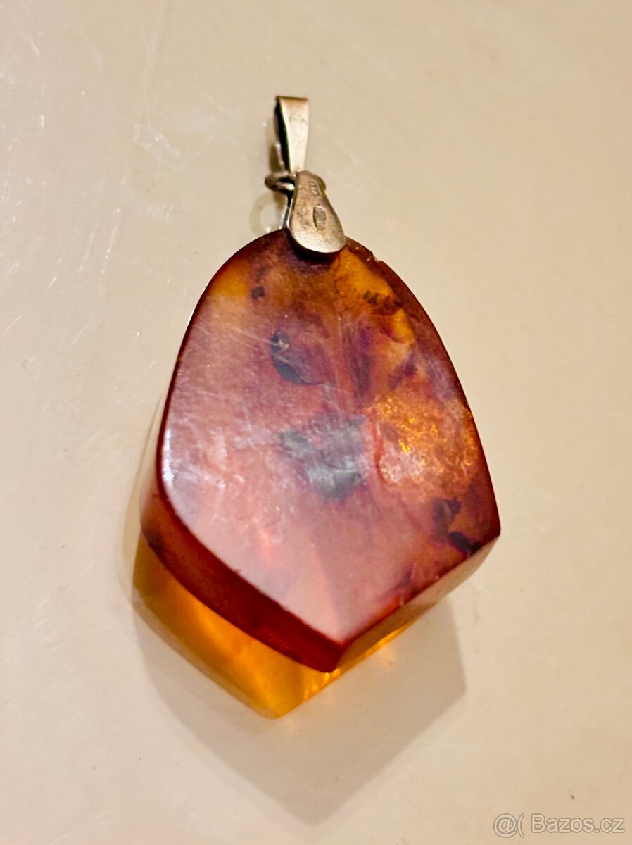 Starožitný stříbrný ruský jantarový přívěšek - 3