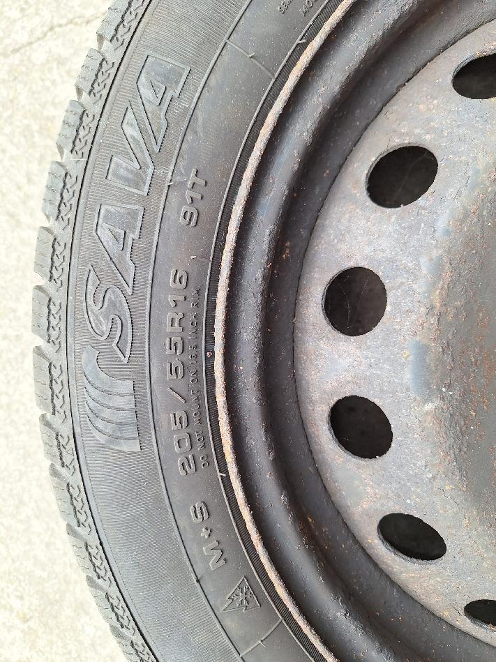 Zimní kola Ford+Volvo 205x55x16 - 3