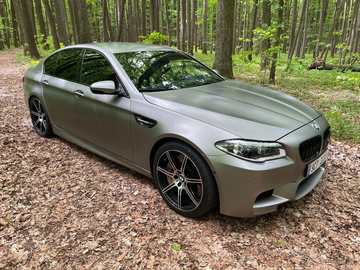 BMW M5 Competitione 30 Jahre - 3